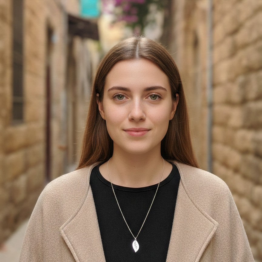 Handcrafted sterling silver Gentle leaf